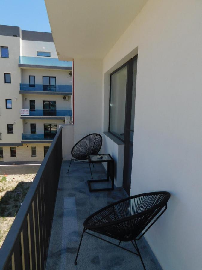 Cristian Apartment นาโวดาริ ภายนอก รูปภาพ